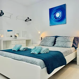https://los-molinos-studios.in-canary-islands.com